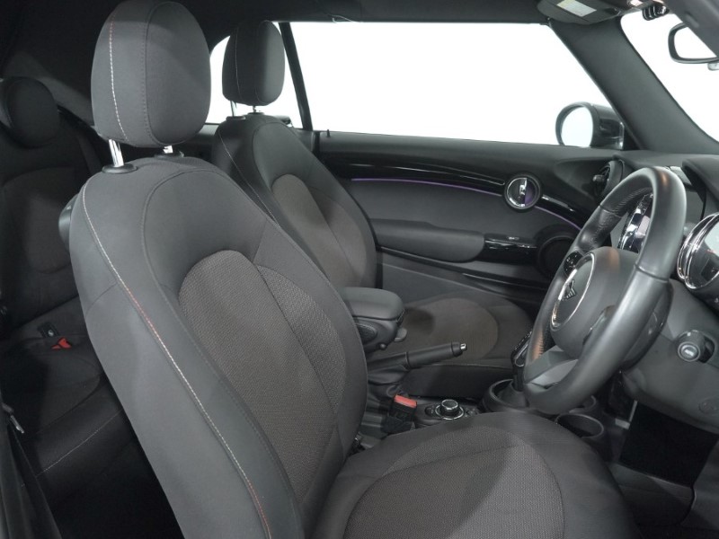 2022 (22) MINI CONVERTIBLE 1.5 Cooper Classic 2dr Auto 5118025