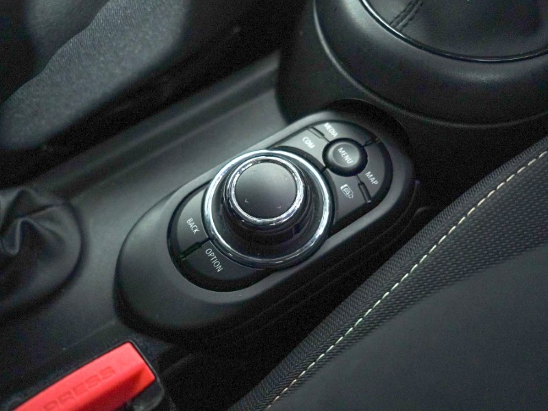 2022 (22) MINI CONVERTIBLE 1.5 Cooper Classic 2dr Auto 5118053