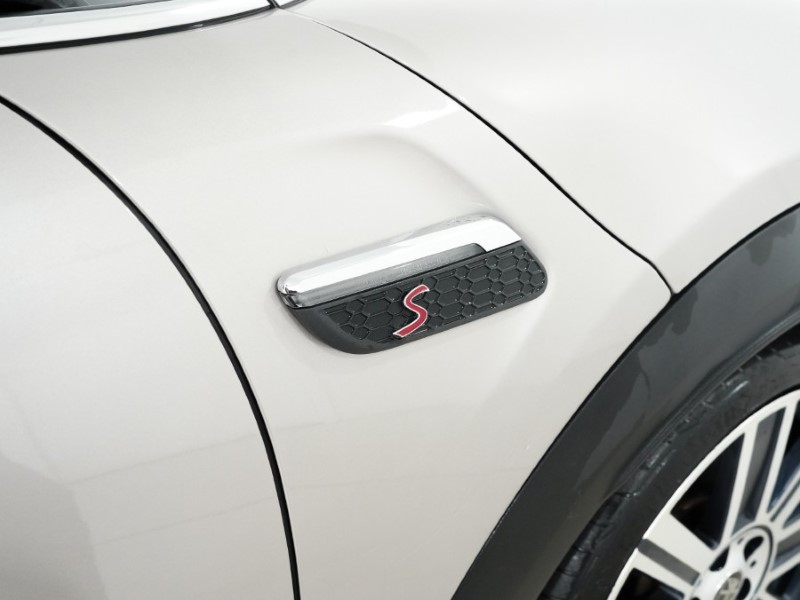 2021 (71) MINI CONVERTIBLE 2.0 Cooper S Exclusive 2dr Auto 5117062