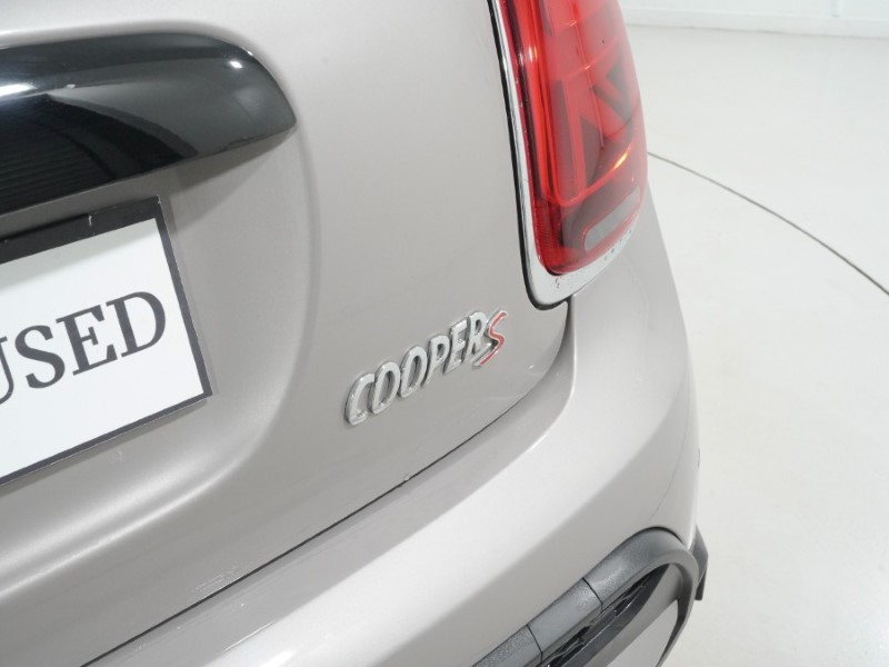 2021 (71) MINI CONVERTIBLE 2.0 Cooper S Exclusive 2dr Auto 5117040