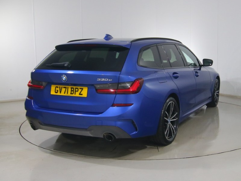 2022 (71) BMW 3 SERIES 330e M Sport 5dr Step Auto 5152934