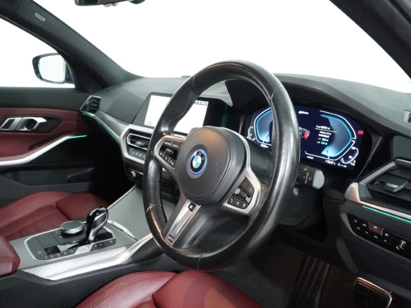 2022 (71) BMW 3 SERIES 330e M Sport 5dr Step Auto 5152900