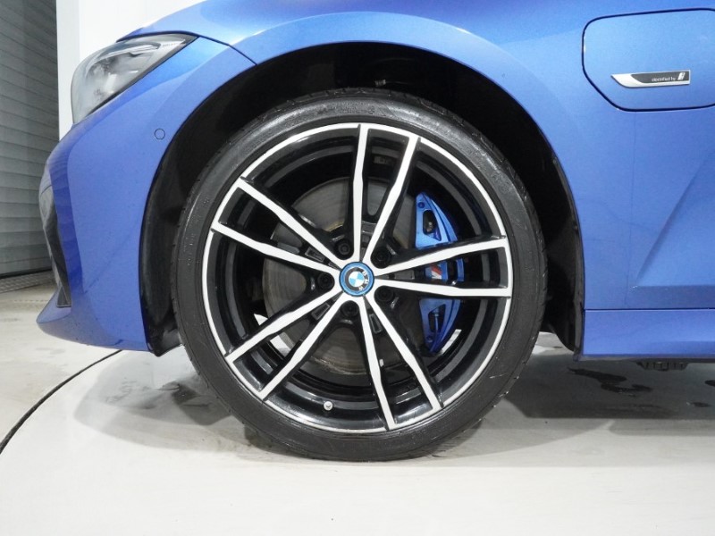 2022 (71) BMW 3 SERIES 330e M Sport 5dr Step Auto 5152925