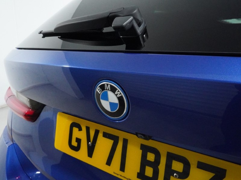 2022 (71) BMW 3 SERIES 330e M Sport 5dr Step Auto 5152880