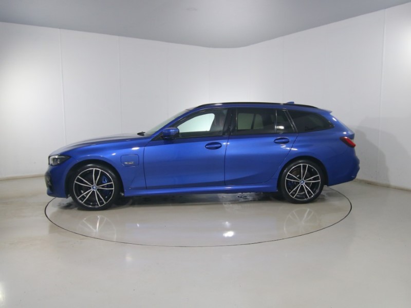 2022 (71) BMW 3 SERIES 330e M Sport 5dr Step Auto 5152931
