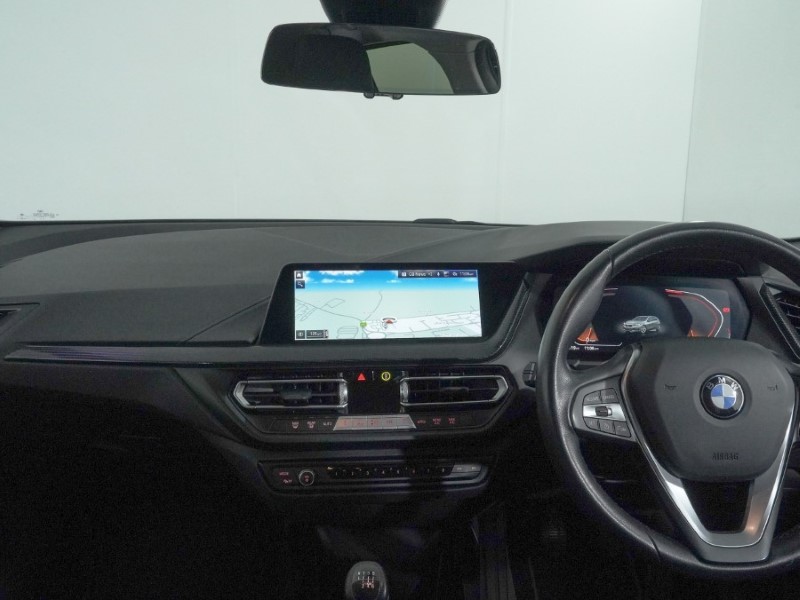 2022 (22) BMW 1 SERIES 118i [136] Sport 5dr [Live Cockpit Professional] 5125639