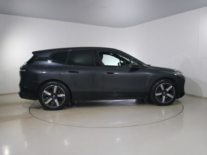 2022 (72) BMW iX 240kW xDrive40 M Sport Edition 76.6kWh 5dr Auto 5127126