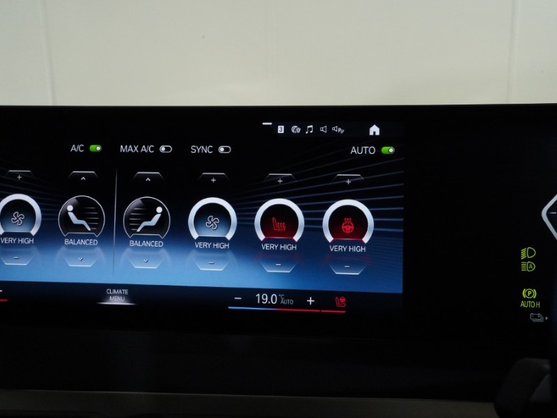 2022 (72) BMW iX 240kW xDrive40 M Sport Edition 76.6kWh 5dr Auto 5127114