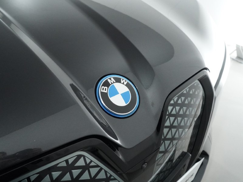 2022 (72) BMW iX 240kW xDrive40 M Sport Edition 76.6kWh 5dr Auto 5127081