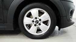 2020 (70) MINI HATCHBACK 1.5 Cooper Classic II 3dr 5127860