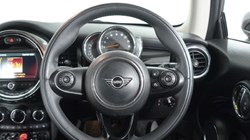 2020 (70) MINI HATCHBACK 1.5 Cooper Classic II 3dr 5127858