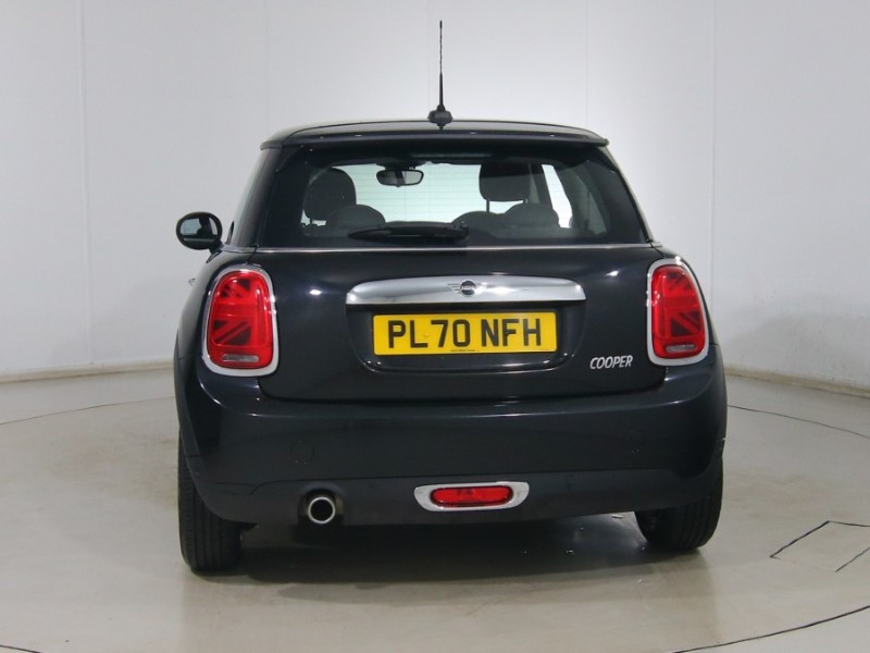 2020 (70) MINI HATCHBACK 1.5 Cooper Classic II 3dr 5127889