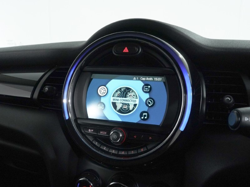 2020 (70) MINI HATCHBACK 1.5 Cooper Classic II 3dr 5127874