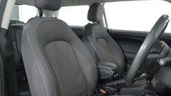 2020 (70) MINI HATCHBACK 1.5 Cooper Classic II 3dr 5127861