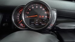 2020 (70) MINI HATCHBACK 1.5 Cooper Classic II 3dr 5127881