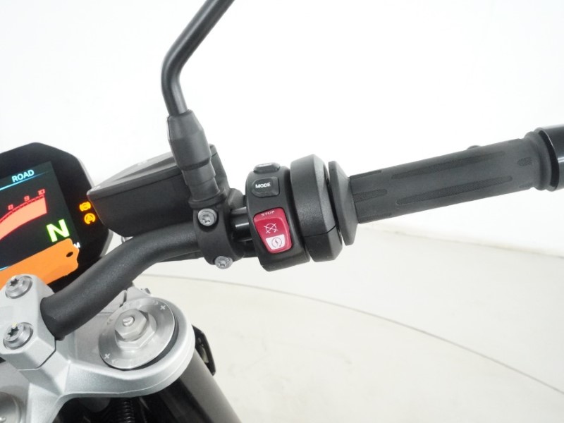 2025 (25) BMW Motorrad F900 R (25MY) 5147778