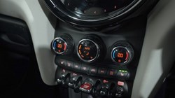 2021 (71) MINI HATCHBACK 2.0 Cooper S Exclusive 3dr Auto 5121737