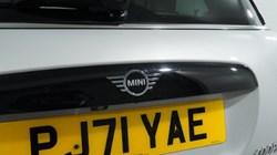 2021 (71) MINI HATCHBACK 2.0 Cooper S Exclusive 3dr Auto 5121709