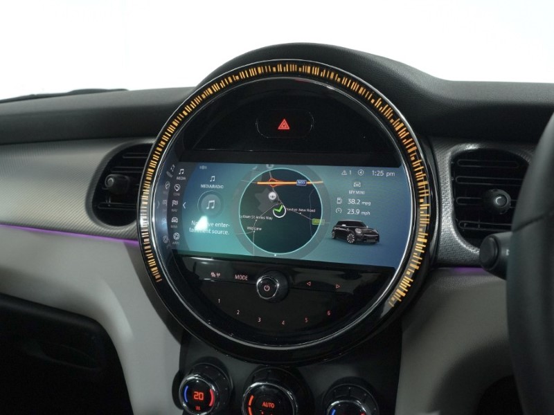 2021 (71) MINI HATCHBACK 2.0 Cooper S Exclusive 3dr Auto 5121750