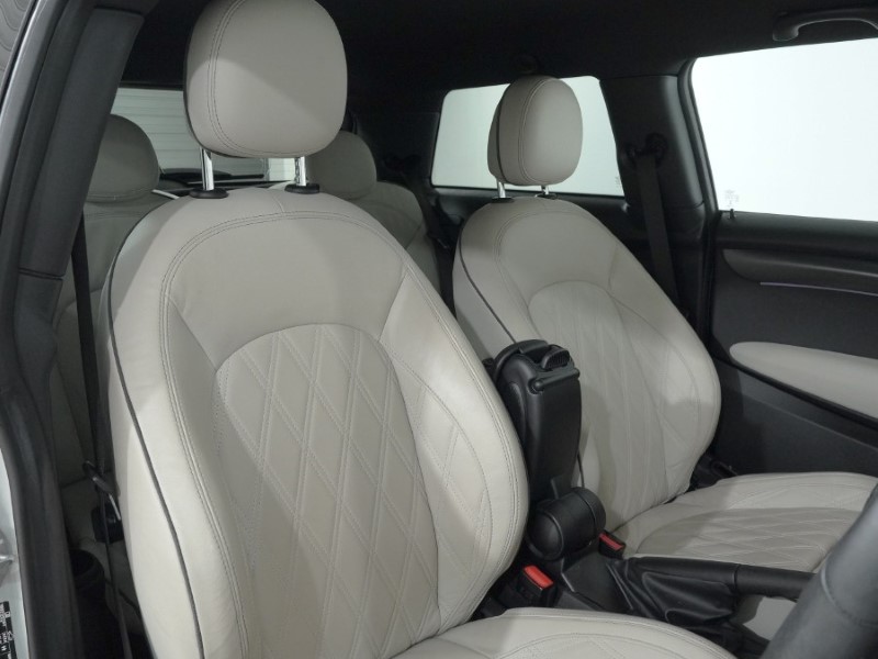 2021 (71) MINI HATCHBACK 2.0 Cooper S Exclusive 3dr Auto 5121724