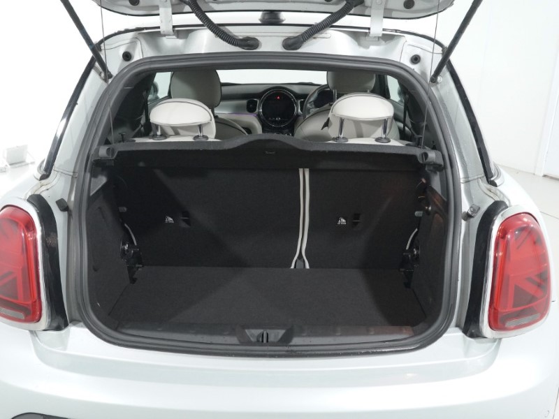 2021 (71) MINI HATCHBACK 2.0 Cooper S Exclusive 3dr Auto 5121710