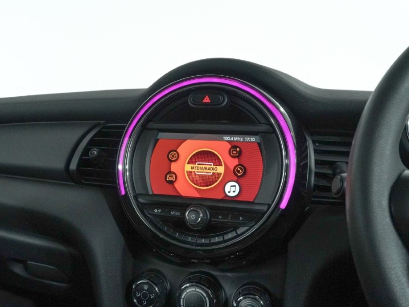 2018 (68) MINI HATCHBACK 1.5 One II 3dr Step Auto 5123244