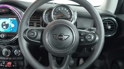 2018 (68) MINI HATCHBACK 1.5 One II 3dr Step Auto 5123230