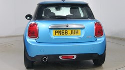 2018 (68) MINI HATCHBACK 1.5 One II 3dr Step Auto 5123257