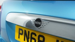 2018 (68) MINI HATCHBACK 1.5 One II 3dr Step Auto 5123222