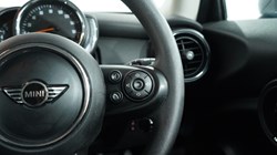 2018 (68) MINI HATCHBACK 1.5 One II 3dr Step Auto 5123239