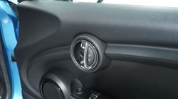 2018 (68) MINI HATCHBACK 1.5 One II 3dr Step Auto 5123238