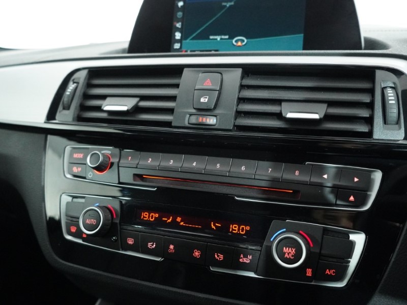 2019 (19) BMW 1 SERIES M140i Shadow Edition 3dr Step Auto 5156079