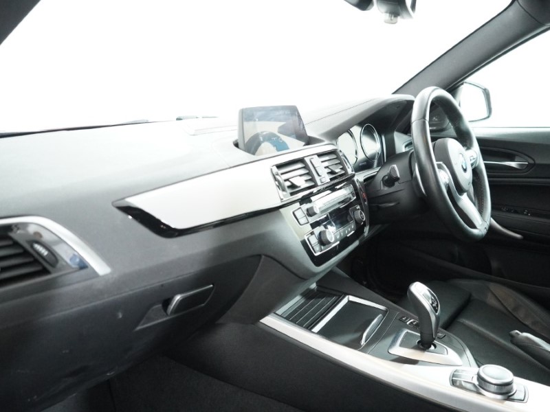 2019 (19) BMW 1 SERIES M140i Shadow Edition 3dr Step Auto 5156065