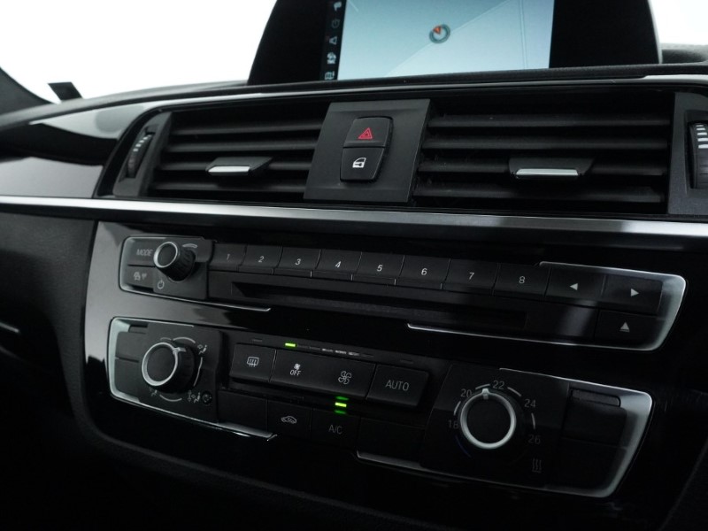 2020 (69) BMW 2 SERIES 218i M Sport 2dr [Nav] 5161852