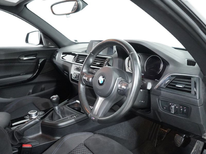 2020 (69) BMW 2 SERIES 218i M Sport 2dr [Nav] 5161824