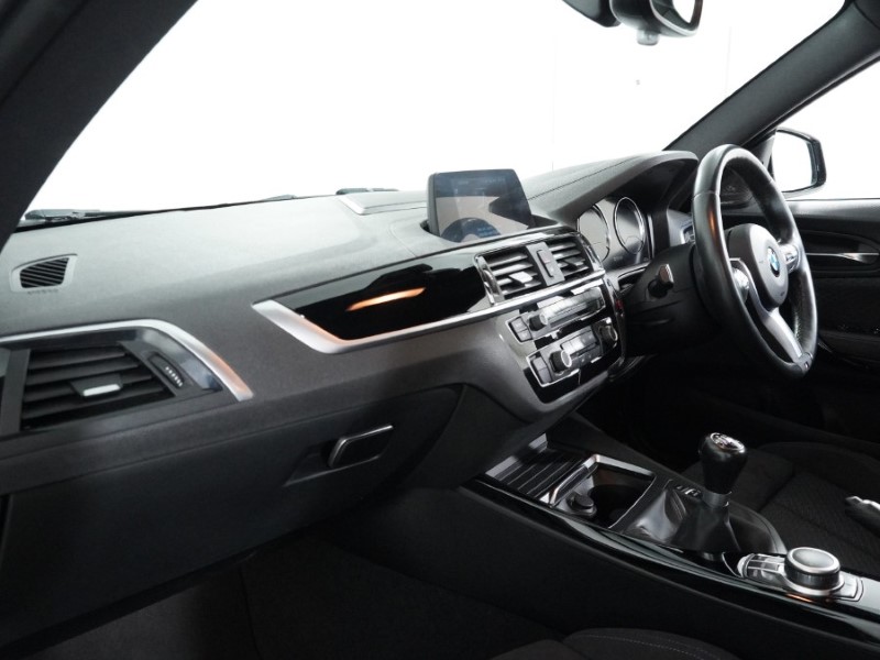 2020 (69) BMW 2 SERIES 218i M Sport 2dr [Nav] 5161836