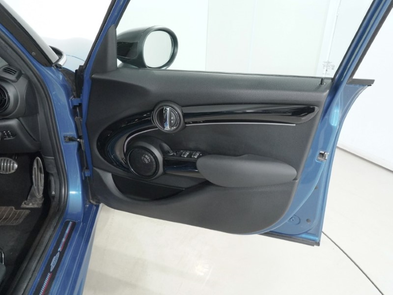 2024 (73) MINI COOPER 2.0 S Sport 5dr Auto 5131007