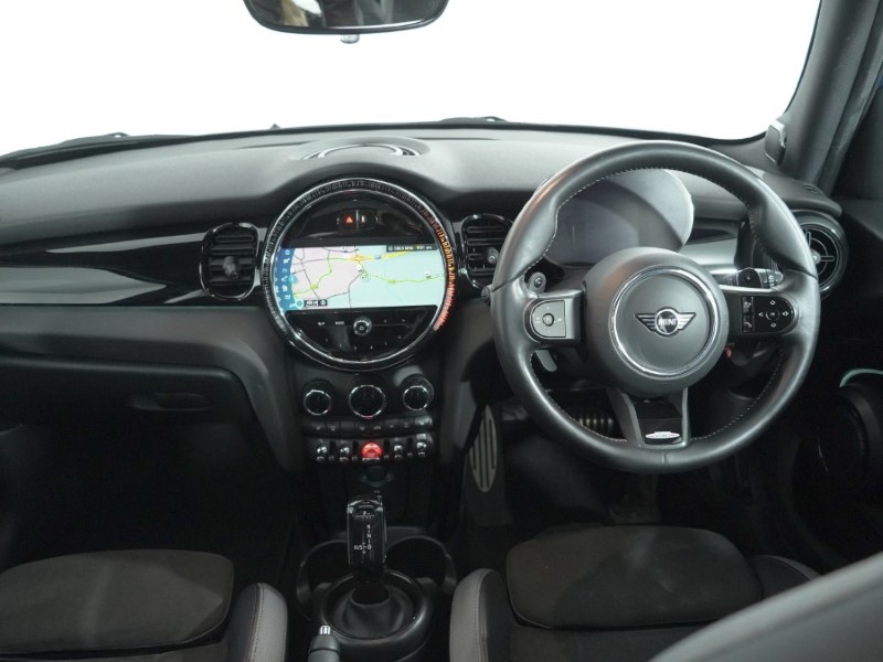 2024 (73) MINI COOPER 2.0 S Sport 5dr Auto 5130996