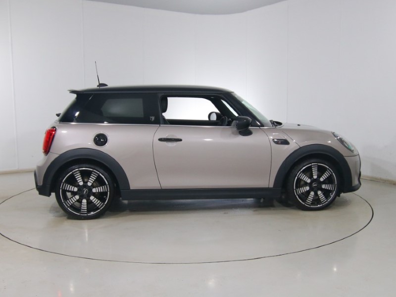 2022 (22) MINI HATCHBACK 2.0 Cooper S Exclusive 3dr 5169555