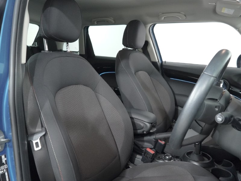 2023 (23) MINI HATCHBACK 1.5 Cooper Classic 5dr 5133634