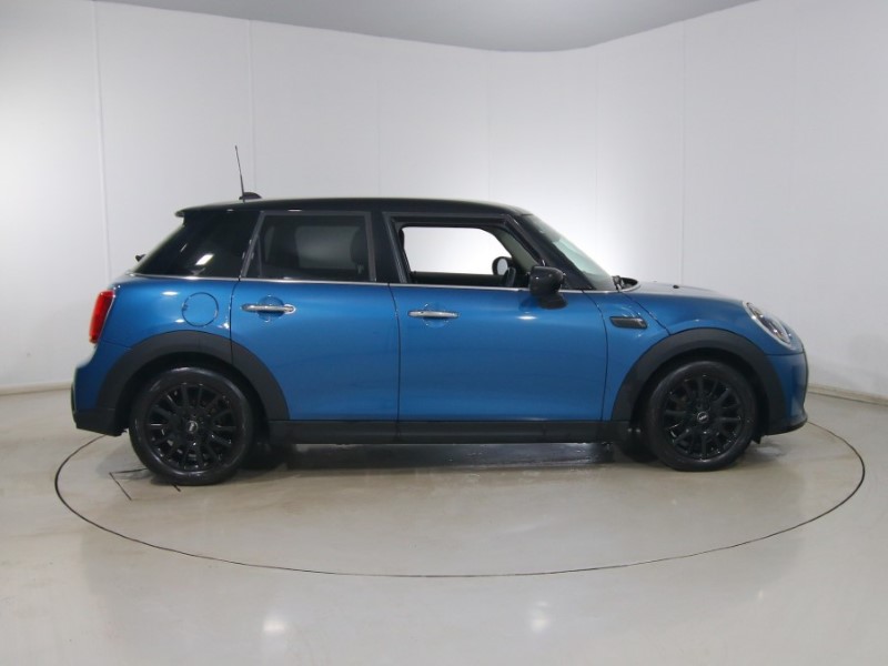 2023 (23) MINI HATCHBACK 1.5 Cooper Classic 5dr 5133667