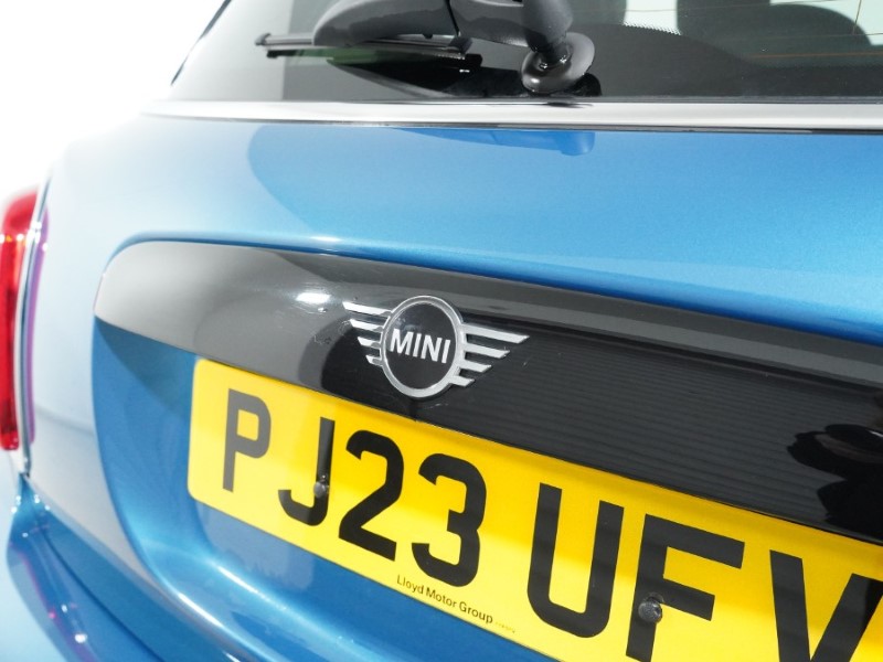 2023 (23) MINI HATCHBACK 1.5 Cooper Classic 5dr 5133626