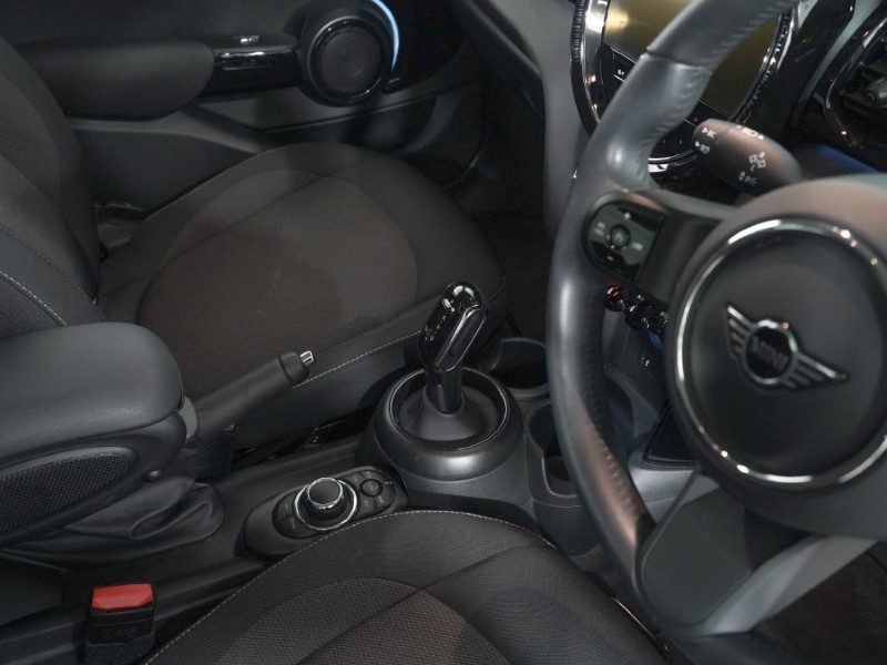 2023 (23) MINI HATCHBACK 1.5 Cooper Classic 5dr 5133633