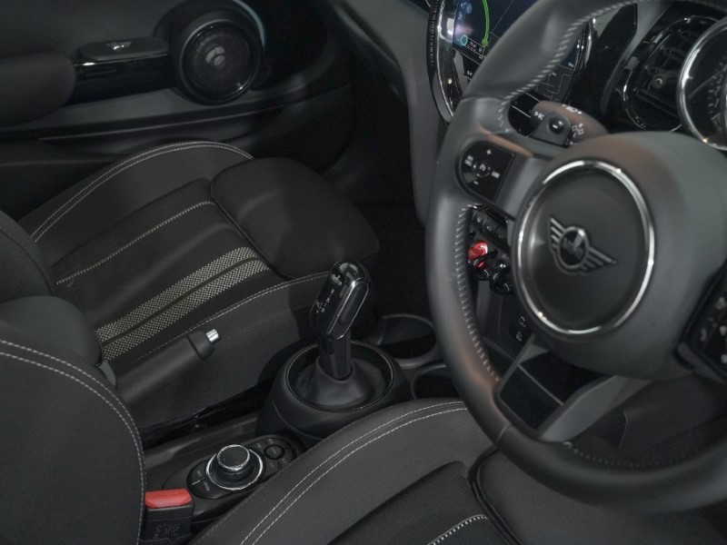 2022 (72) MINI HATCHBACK 2.0 Cooper S Classic 3dr Auto 5133212