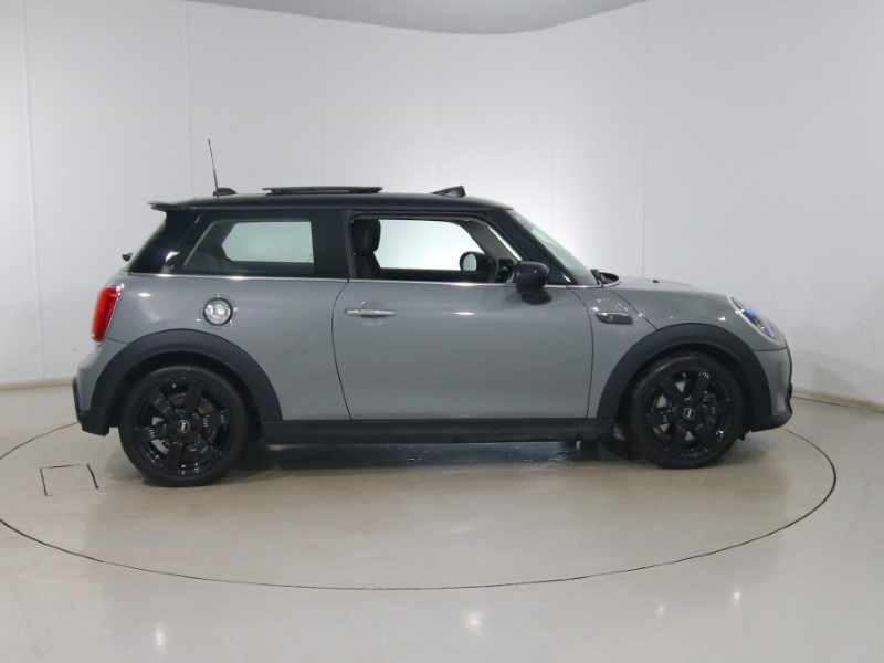 2022 (72) MINI HATCHBACK 2.0 Cooper S Classic 3dr Auto 5133251