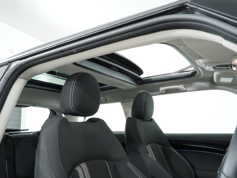 2022 (72) MINI HATCHBACK 2.0 Cooper S Classic 3dr Auto 5133219