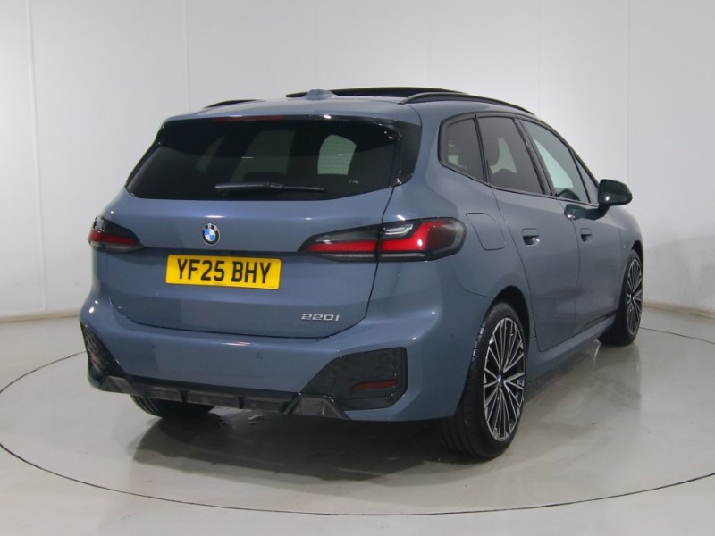 2025 (25) BMW 2 SERIES 220i MHT M Sport 5dr DCT 5144390
