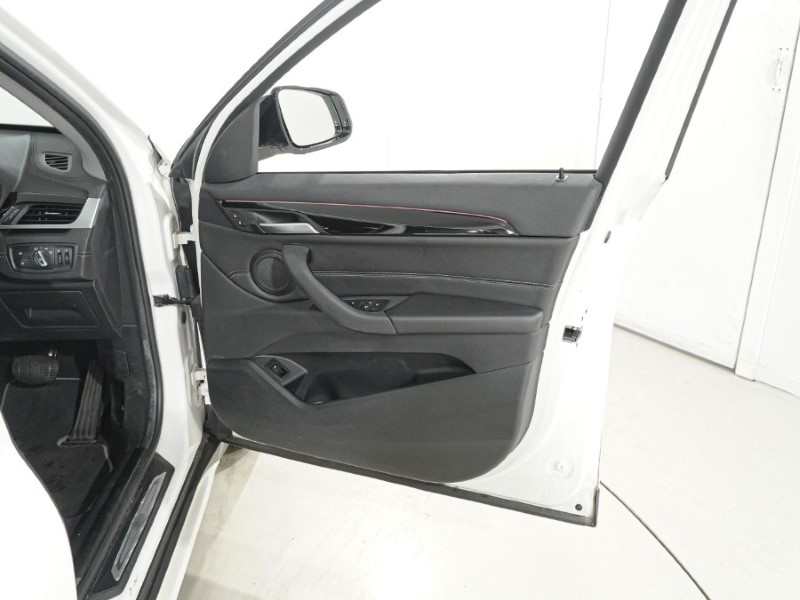 2020 (70) BMW X1 sDrive 18i Sport 5dr Step Auto 5260349