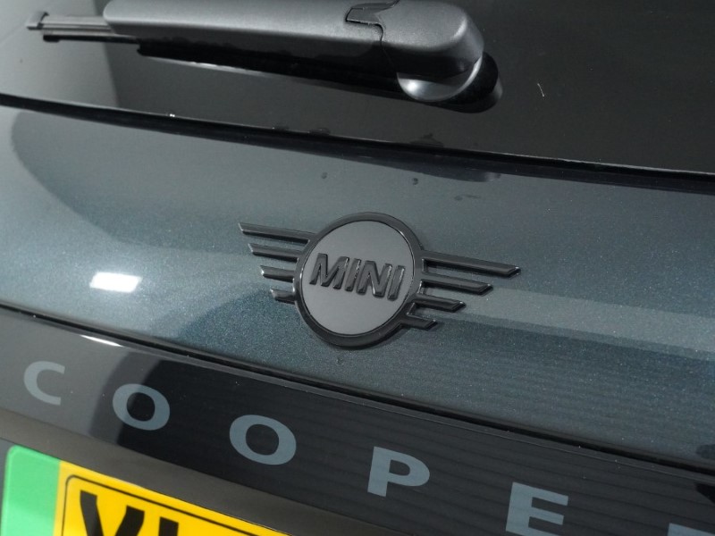 2025 (25) MINI COOPER 135kW E Sport 41kWh 3dr Auto 5154521