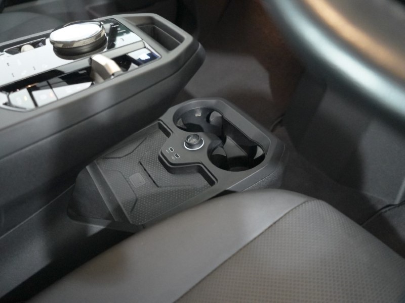 2023 (73) BMW iX 240kW xDrive40 M Sport 76.6kWh 5dr Auto 5164826